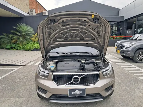 Volvo XC40 2.0 Momentum