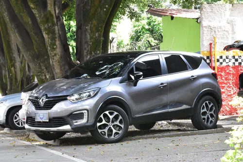 Renault Captur 2.0 Intens Automática