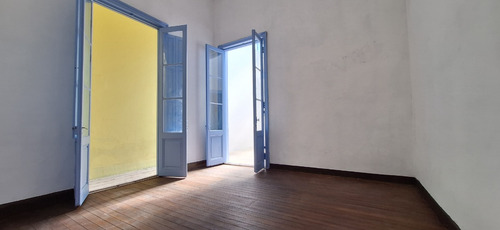 Edificio En Venta En Palermo Dos Casas Independientes Y Fondo En Padrón Único