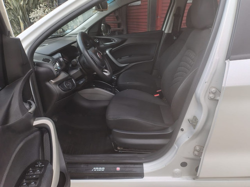 Fiat Argo 1.8 Precision