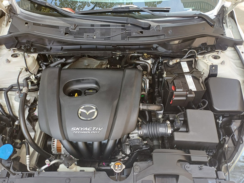 Mazda 2 1.5 gran turing mecanico
