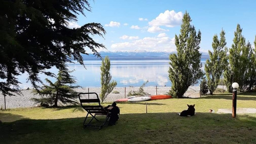 Imagen 2 de 14 de Cabañas Con Excelente Vista Y Costa De Lago En Bariloche