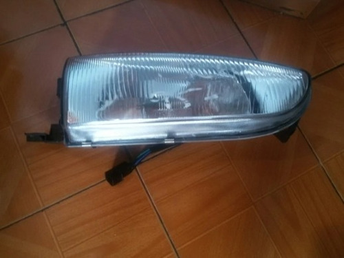 Faro Derecho Hyundai Elantra Aplica 94 Hasta 96