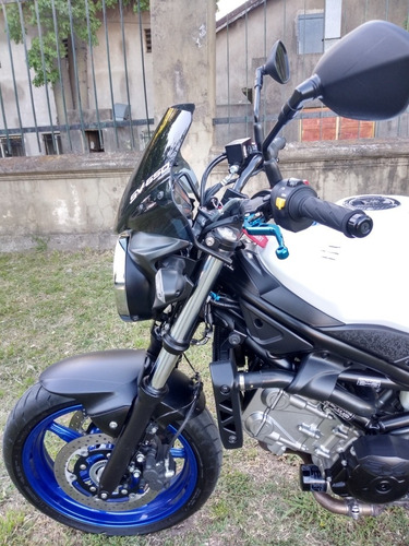 Vendo O Permuto Suzuki Sv 650