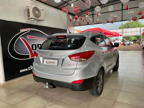 Imagem 4 de 10 de Hyundai Ix35 2.0 Mpfi Gls 4x2 16v Gasolina 4p Manual
