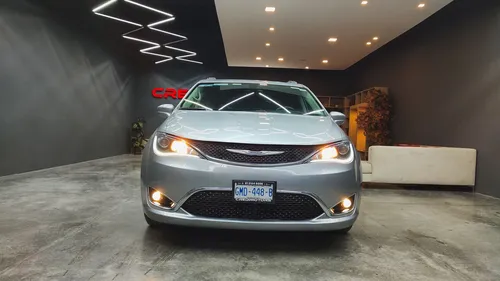 Chrysler Pacifica 2019