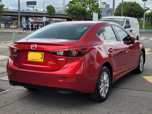 Mazda 3 2.0 Touring