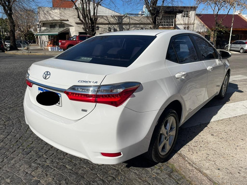 Imagen 5 de 13 de Toyota Corolla 2017 1.8 Xli Cvt 140cv