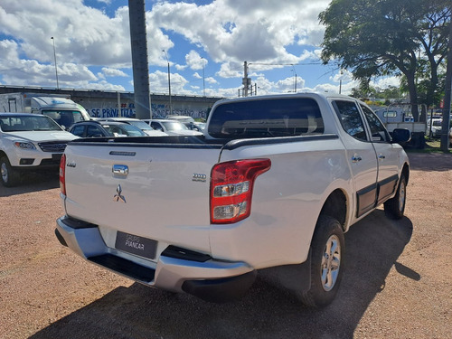Mitsubishi L200 Diesel 4x2 D/c 2.5 Turbo 2020