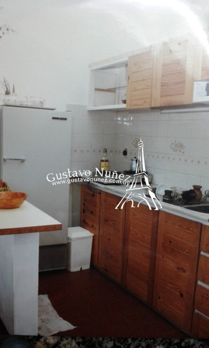 Hermoso Chalet A Una Cuadra Del Mar- Ref: 3077