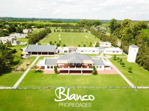 Imagen 22 de 24 de A La Laguna! Excelente Lote De 2.225 En El Barrio Estancias Del Pilar - Laguna