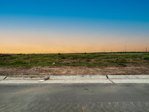 Terreno En Docta Parque Apto Comercio