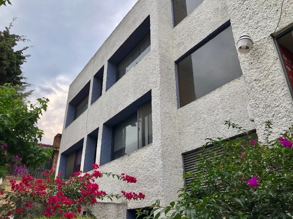 Edificio Con Departamentos En Venta Junto A Periférico Sur O