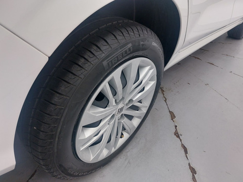 Fiat Cronos 1.3 FIREFLY FLEX DRIVE MANUAL