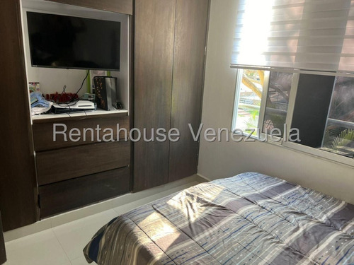 Valeria Chong Apartamento Alquiler Barquisimeto Lara Zona Este Residencial Económico Código Inmobiliaria Rent-a-house 25-16219
