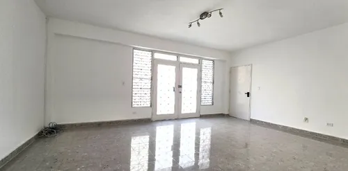 Impecable, Amplio, Frenta A El Parque Del Carmen (benito Juárez)