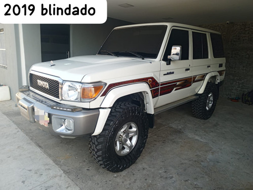 Toyota  Land Cruiser Machito Blindado 