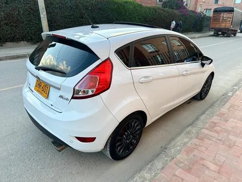 Ford Fiesta 1.6 Titanium At