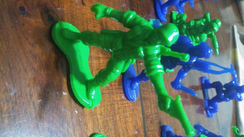 Soldaditos De Plastico