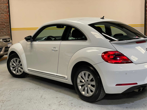 Imagen 10 de 14 de Volkswagen The Beetle 1.4 Tsi Design 2015