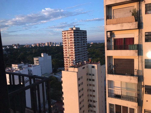 Imagen 2 de 12 de Departamento De 1 Amb Amplio Con Balcon. Excelente Vista.