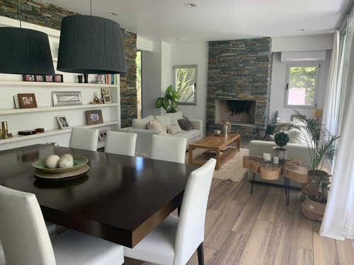 Imagen 10 de 30 de Excelente Casa Muy Moderna, Lote A Espacio Común, Increible Vista
