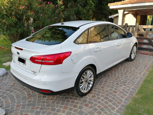 Ford Focus Iii 2.0 Sedan Se Plus At6 2015