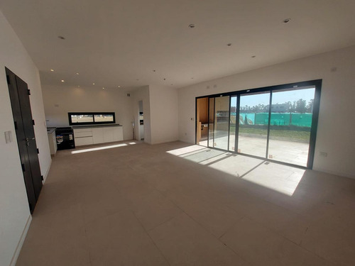 Imagen 3 de 24 de Casa - Venta - Santo Tomás