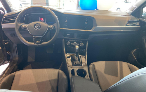 Volkswagen Jetta 1.4 250 Tsi R-line