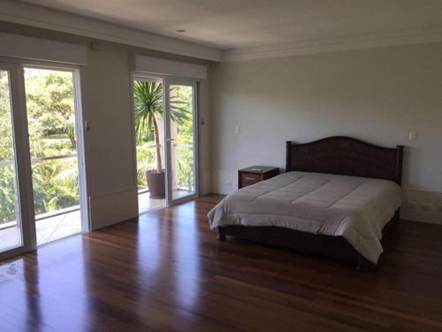Imagem 22 de 30 de Belissíma Mansão Com 05 Suítes - Estrutura E Ambientes Impecáveis - Localizado Em Residencial Tamboré Ii - Santana De Parnaíba - Sp - Ms482535v