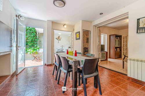Venta - Casa - 5 Ambientes - Barrio Los Troncos