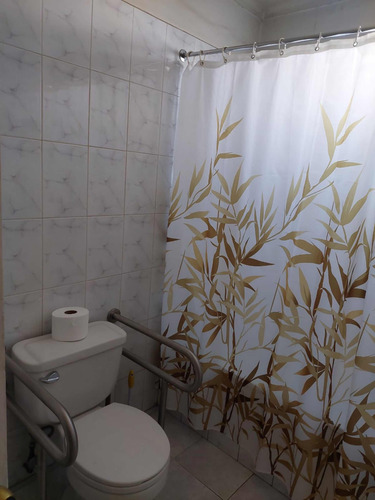 Casa Sólida Estilo Chileno