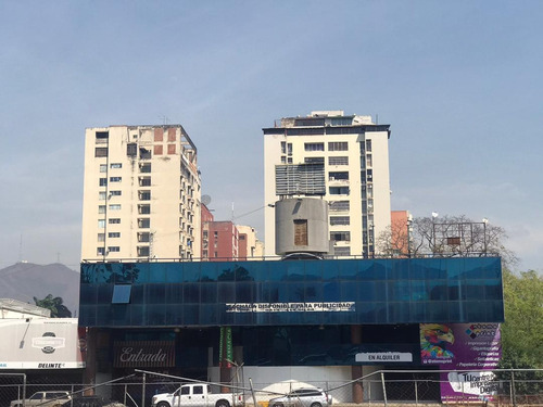 Centro Comercial En Venta Viñedo Plaza Frente Al Multicentro El Viñedo Av Bolivar