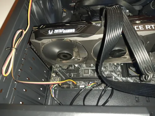 Tarjeta Grafica Gpu 3060 Ti Zotac Gaming Twin Usada Nvidia (Usado)