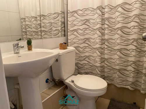 Cómodo Departamento En Excelente Ubicación