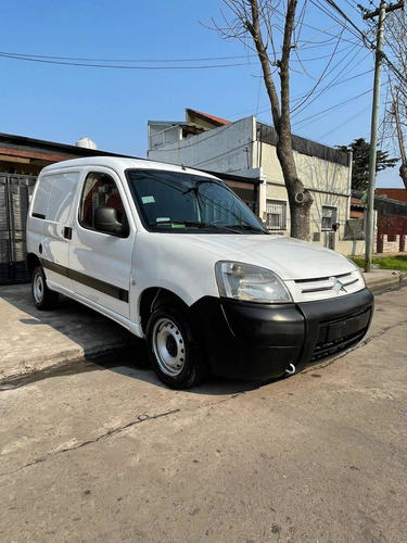 Imagen 3 de 12 de Citroën Berlingo 2015 1.6 Bussines Hdi 92cv Am54