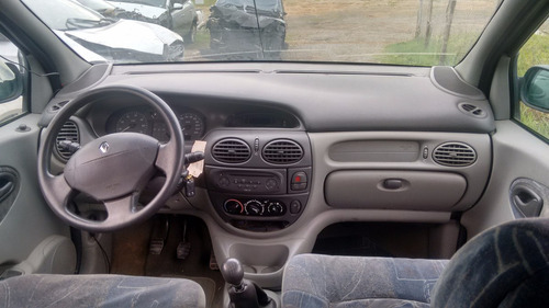 Imagem 6 de 7 de Sucata Renault Scenic 2.0 16v 2001 Gasolina - Rs Auto Peças