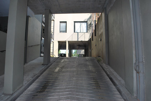 Imagen 4 de 10 de Bustamante Prop Tigre Centro 11008 Cochera Venta