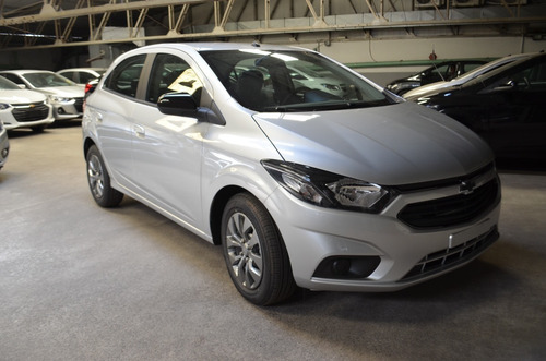 Imagen 3 de 18 de Chevrolet Onix 1.4 Joy Ls