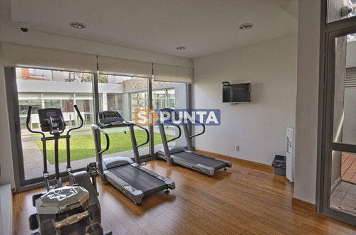 Imagen 19 de 28 de Apartamento En Playa Brava Venta