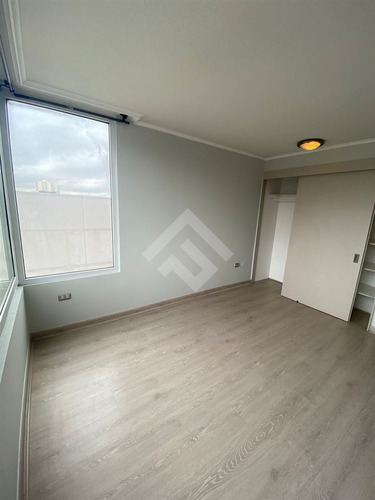 Departamento 2d+2b Con Estacionamiento. En Maipú