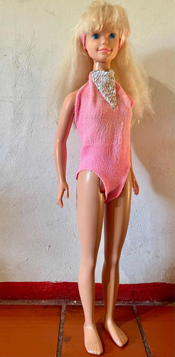 Muñeca Barbie Versión Grande De 95 Cm De Alta Muy Linda