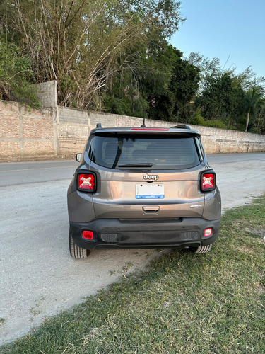 Jeep Renegade 1.8 Latitude 4x2 At