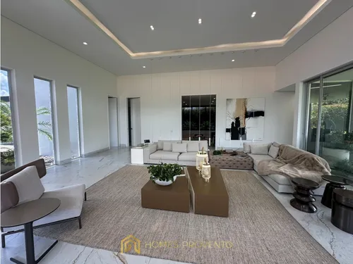 Casa Para La Venta Amoblada En Llanogrande