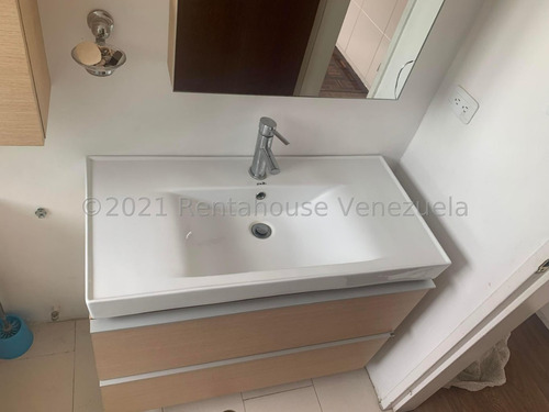 Imagen 8 de 17 de Apartamento En Venta Mls #22-18683 - Laura Colarusso