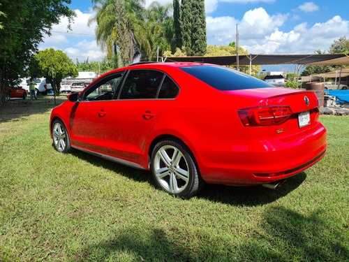Imagen 3 de 14 de Volkswagen Jetta 2015 2.0 Gli At