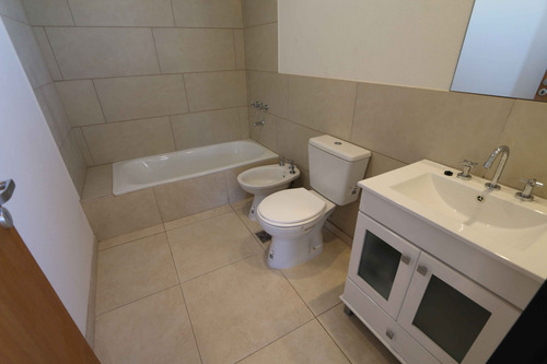 Venta Departamento Ph 2 Ambientes Caseros Terraza
