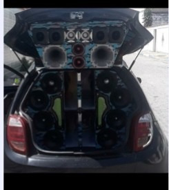 Imagen 5 de 12 de Cajones Y Empotrado De Sonido Para Carros