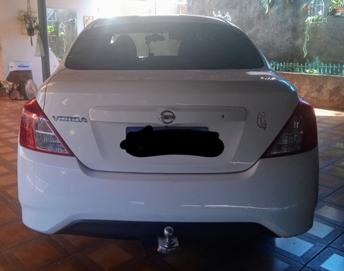 Imagem 2 de 8 de Nissan Versa 1.0 S Flex