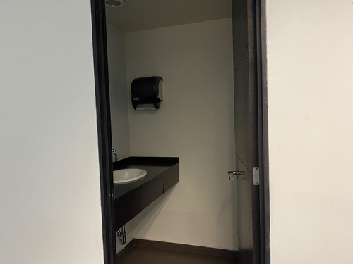 Imagen 9 de 12 de Oficinas Disponibles En La Colonia Nápoles En Renta